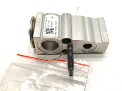 Клапан расширительный кондиционер mercedes gle a1678309401 фото №1