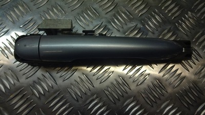 Ручка права задня зовнішня nissan primera p12 80610av600 фото №1