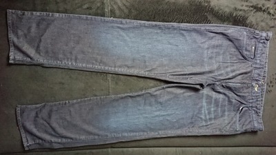 spodnie HUGO BOSS 36/34 super jeansy