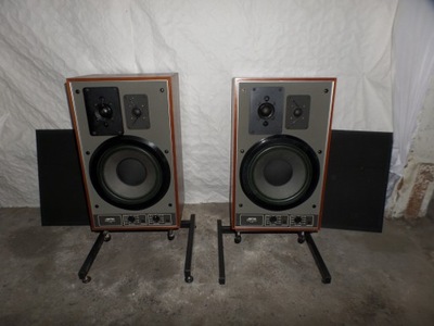 JAMO Studio Monitors J-121