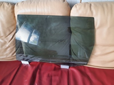 Стекло дверь volvo v70 xc70 задняя левая клееная фото №1