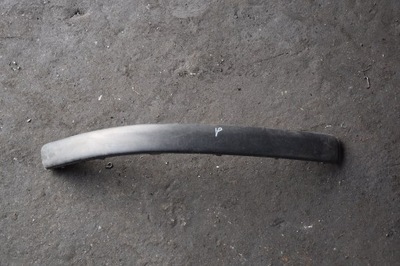 Молдинг права бампера передній vw passat b5 фото №1