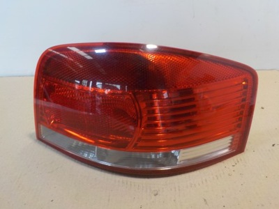 Лампа задняя правая audi a3 8p0945258 фото №1