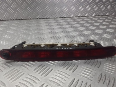 Свет стоп-сигнал suzuki swift iii 35810-63j0 фото №1