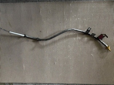 Alfa romeo giulietta 2012 щуп рівня оливи фото №1