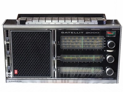 Grundig Satellit 2000 . 0424