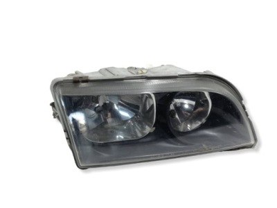 Volvo v40 lift лампа правый перед передняя правая 30899679 фото №1