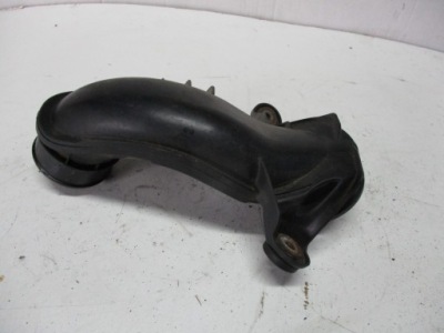 Труба повітря впуск mercedes 221 a2215200001 фото №1