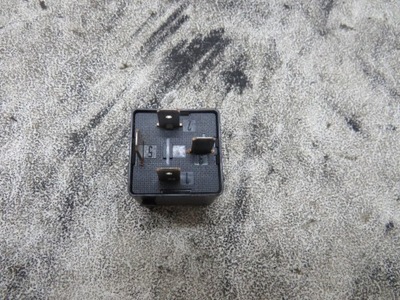 Реле audi a8 d4 4h0951253a фото №1