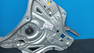 Hyundai ix35 подъемник стекло правый перед фото №1