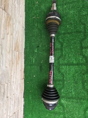 Приводной вал mini f56 f57 bev 8742386 фото №1