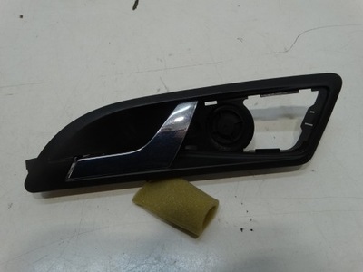 Ручка внутрішня лівий перед octavia ii 1z0837247 фото №1