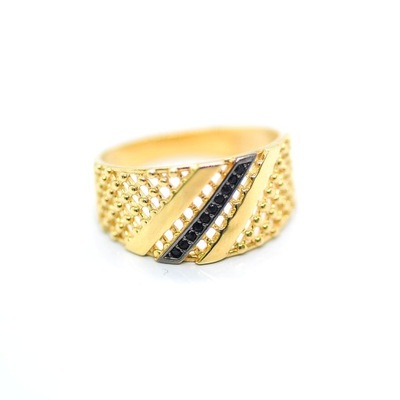 Złoty pierścionek ażurowy z paskiem cyrkoniiS11221