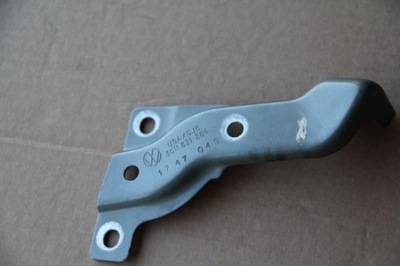 Кронштейн крила правий vw atlas 3cn821264 фото №1