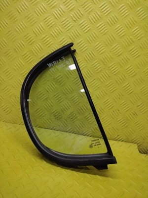 Toyota yaris i lift стекло дверь правый задняя фото №1