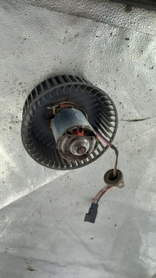 Вентилятор отопителя ford fiesta 1.1b mk4 97r фото №1