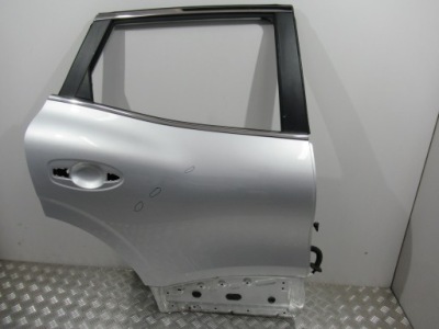 Renault kadjar двері правий задня праве 821123002r 400 фото №1