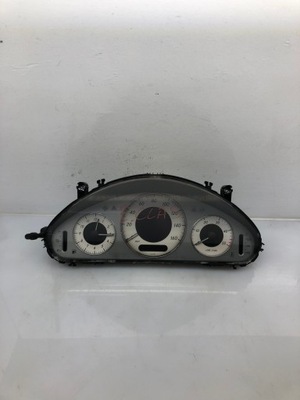 Лічильник приладова панель a2115406011 mercedes фото №1