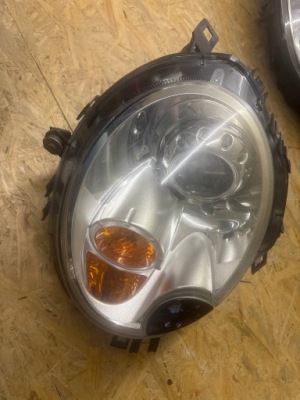 Правый ксенон mini r56 омыватель 1305630538 1307329153 фото №1