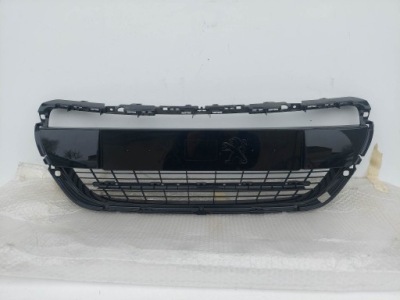 Peugeot 208 i lift gt line решітка решітка радіатора середня фото №1