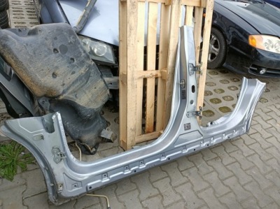 Четверть порог левое  стойку opel crossland x фото №1