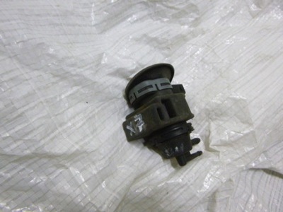 Клапан вакууму renault 2.0 dci 8200575400 фото №1