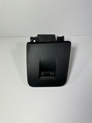 Giulia бардачок водителя консоли левый t0522872 фото №1