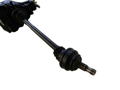 Mercedes w205 amg привідний вал задня права ліва półośka фото №1