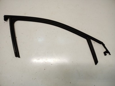 Прокладка дверь правый перед citroen c5 aircross 9811246680 фото №1