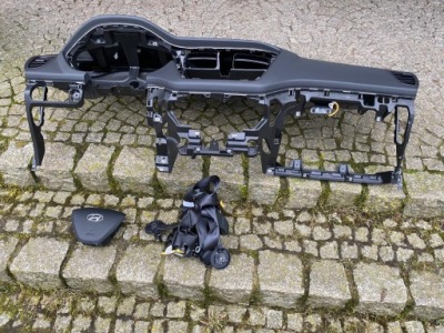 Hyundai i20 ii 14-19 панель приладів консоль панель приладів подушка безпеки ремені оригінал демонтаж фото №1