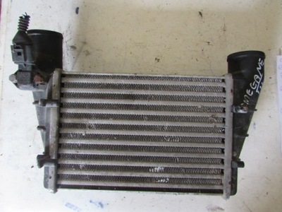 Інтеркулер renault megane iii фото №1