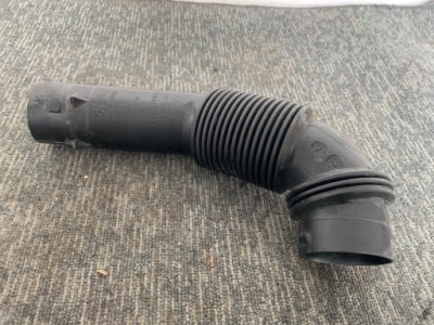 Opel crossland x 2019r 1.2 thp труба впуск повітрозабірник повітря оригінал фото №1