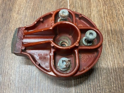 Контактний палець розподільника запалювання mercedes w124 w140 r129 1041580131 1234332406 фото №1