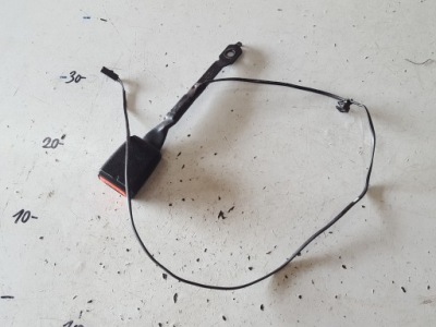 Skoda yeti 09-13r клипса поперечина правая перед фото №1