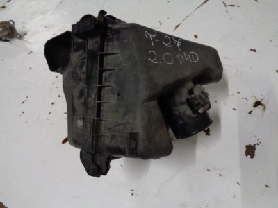 Корпус фільтра повітря avensis t27 2.0 d4d фото №1