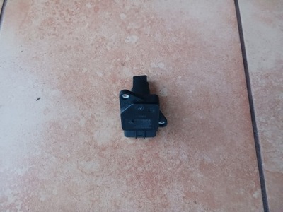 Расходомер toyota 2,0 d4d 22204-0n010 фото №1