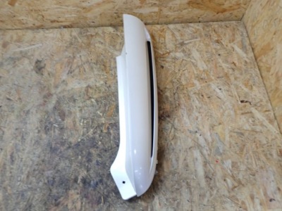 Задний левый стойку cadillac escalade ii 15045873 фото №1