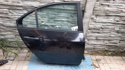 Двері задня задні праве nissan primera p12 hb 03r фото №1