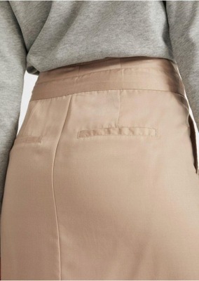 SPÓDNICA BEŻOWA Z PASKIEM I KIESZENIAMI 3B3D19 Bonprix 52