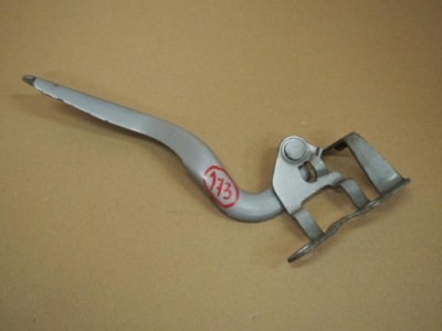 Петля капот крышки двигателя левый toyota yaris ii фото №1