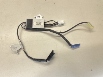 Антенна gps плавник lexus es 300h 6th gen 8630033350 фото №1