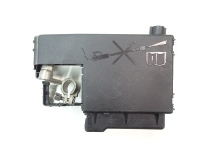 Opel insignia a корпус коробка запобіжників клема плюсова фото №1