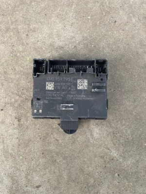 Audi a4 a5 a6 блок керування двері модуль 4m0959795e фото №1