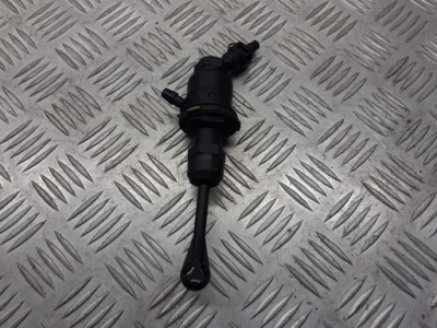 Помпа сцепления nissan micra k12 1.2 30610-ax710 фото №1