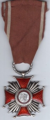 Srebrny krzyż zasługi z lat 50tych wersja cięta. A