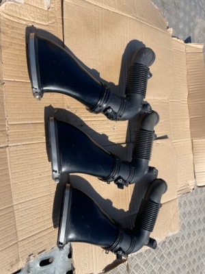 Porsche оригінальний номер 971128532d труба патрубок шланг впуск повітря panamera 971 фото №1