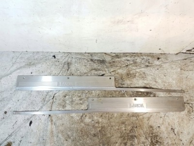 Молдинг накладка порог перед lancia thesis пара фото №1