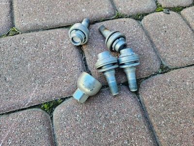 Болти захисні колеса proace city berlingo combo e rifter фото №1