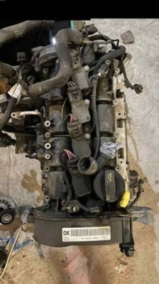Двигун volkswagen jetta vi 04e100033 фото №1