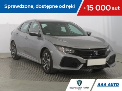 Honda Civic 1.0 VTEC Turbo, Salon Polska